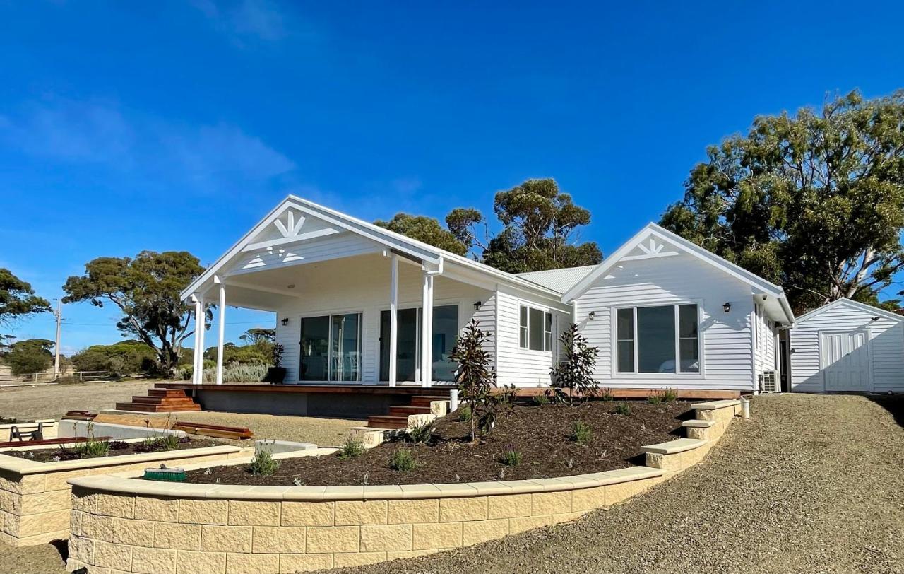 Magnolia Villa Emu Bay ภายนอก รูปภาพ